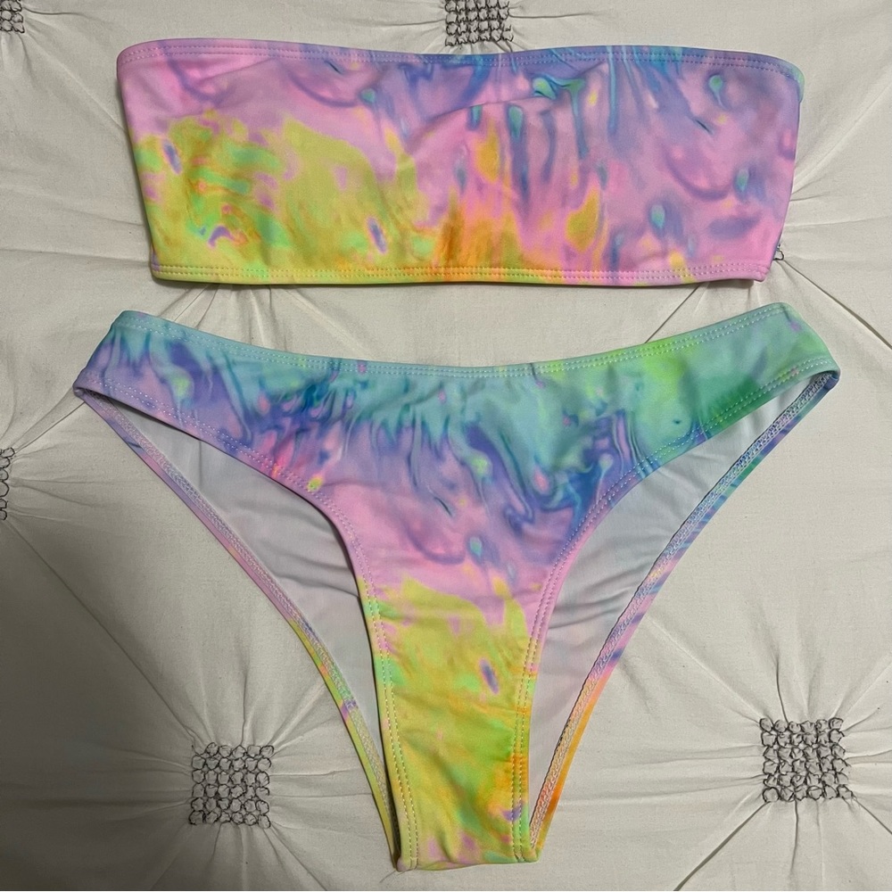 SHEIN Tie Dye Bandeau Bikini Set